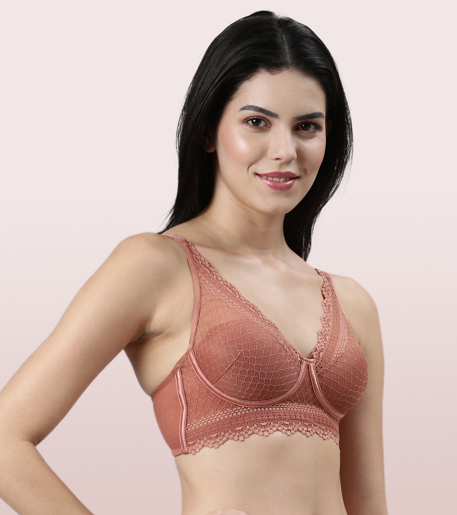 Enamor F125
LONGLINE COMFORT LACE BRA
PADDED WIREFREE HIGH COVERAGE