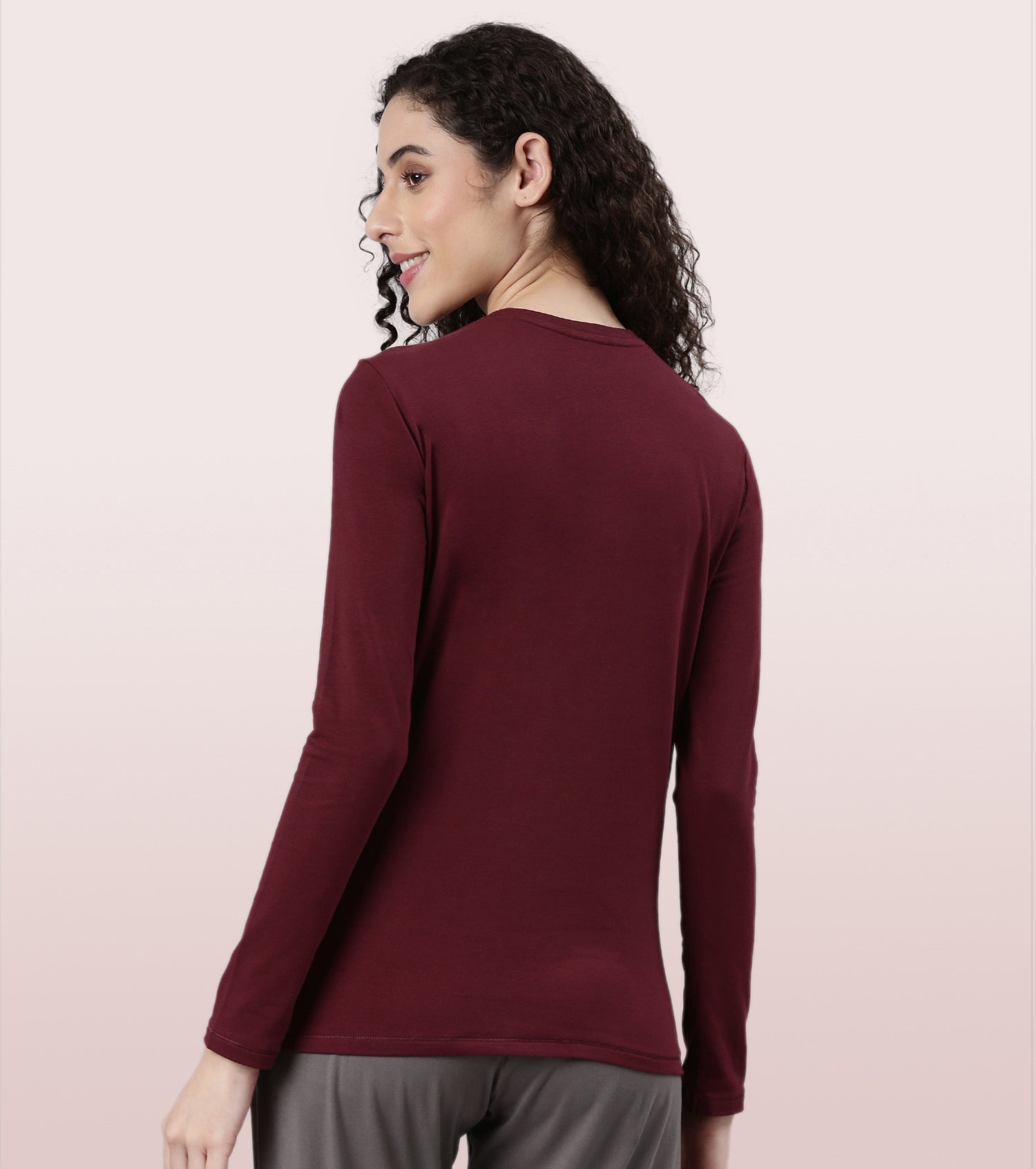 Long Sleeve Basic Crew Tee – Graphic Print | Crew Neck Basic Stretch Cotton Tee | E157