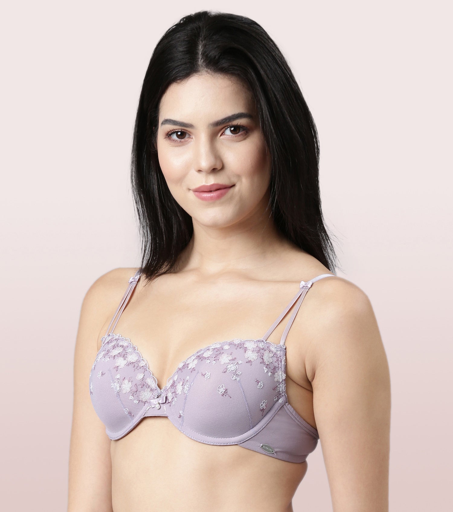 Enamor F127
LUXE LACE BRA
PADDED WIRED MEDIUM COVERAGE