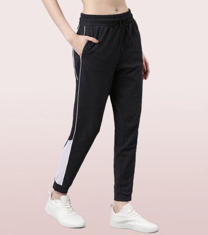 Enamor Relaxed Fit Popcorn Fabric Jogger For Women | Mid Rise Regular Length Piping Jogger | E403