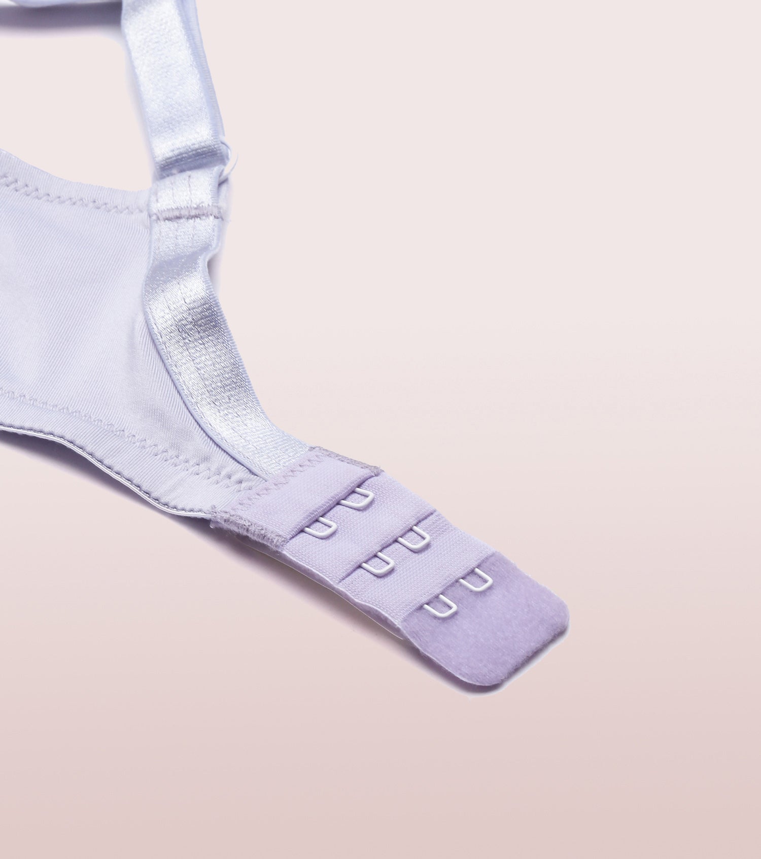 Enamor F129
LACE CONTOUR BRA
NON-PADDED WIREFREE HIGH COVERAGE