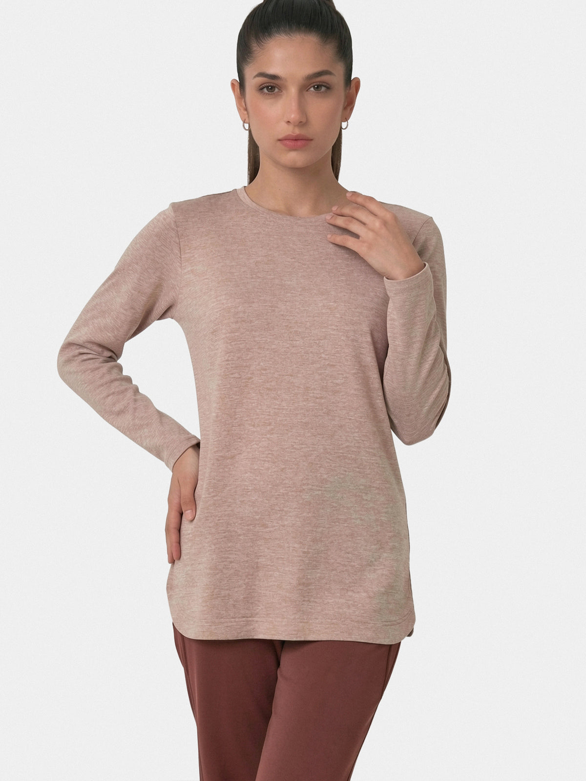 Enamor Athleisure Curved Hem Full Sleeve Tee – A319, Relaxed Fit, Long Length, Full Sleeve, Curved Hem (Warm Taupe Melange)