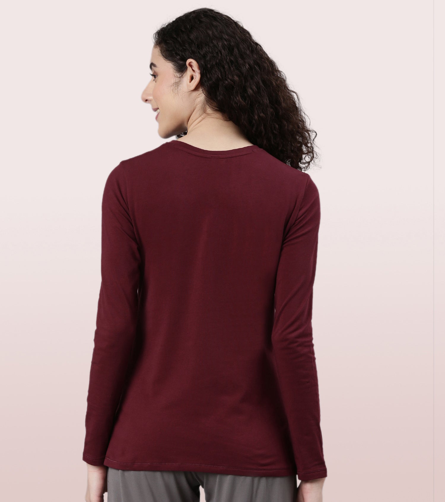 Essentials Cotton Long Sleeve Crew Tee | E057