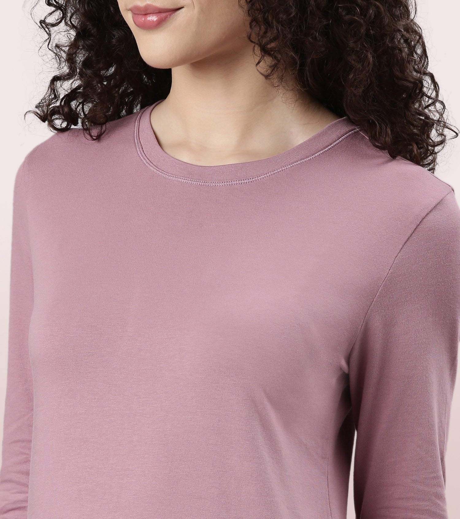 Essentials Cotton Long Sleeve Crew Tee | E057