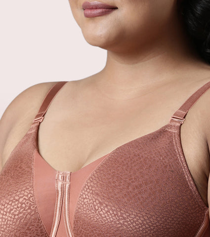 Enamor F124
SMOOTHENING MINIMIZER BRA
NON-PADDED  WIRED FULL COVERAGE