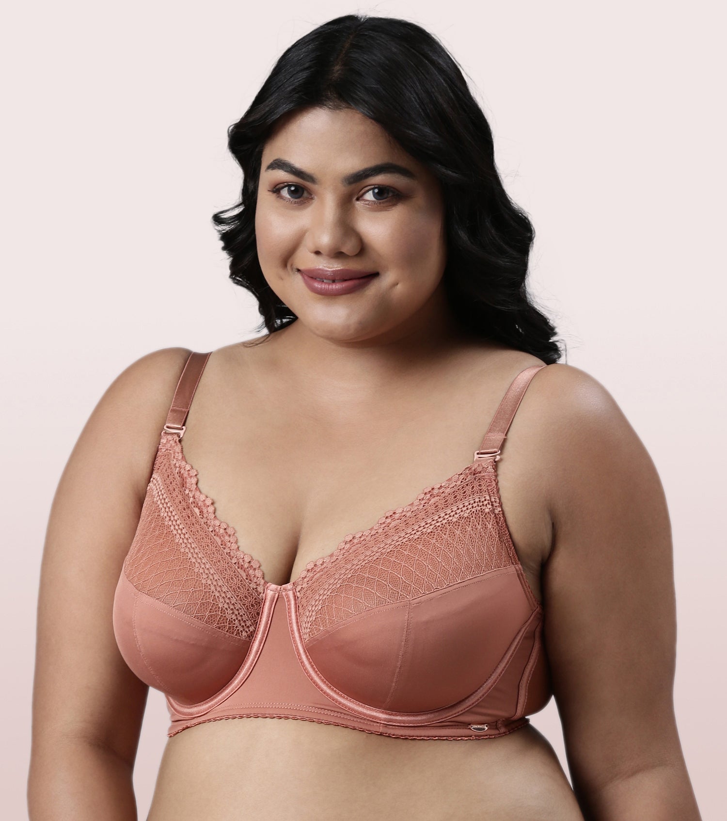 Enamor F126
LACE BRA
NON-PADDED  WIRED  FULL COVERAGE