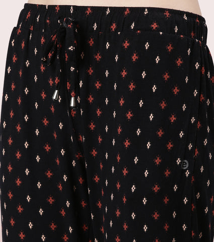 Shop-In Pants - Tapered Lounge Pants With Self Fabric Drawstring With Metal Ends | E048