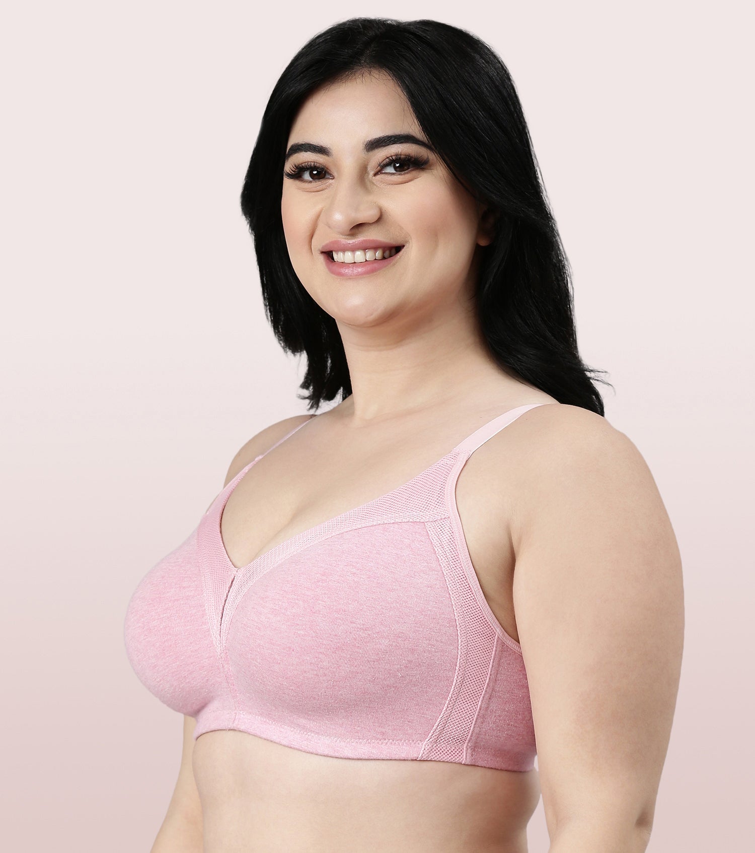 MM Store - Padded bra in different colors Size 36 to 42 Price 650 only