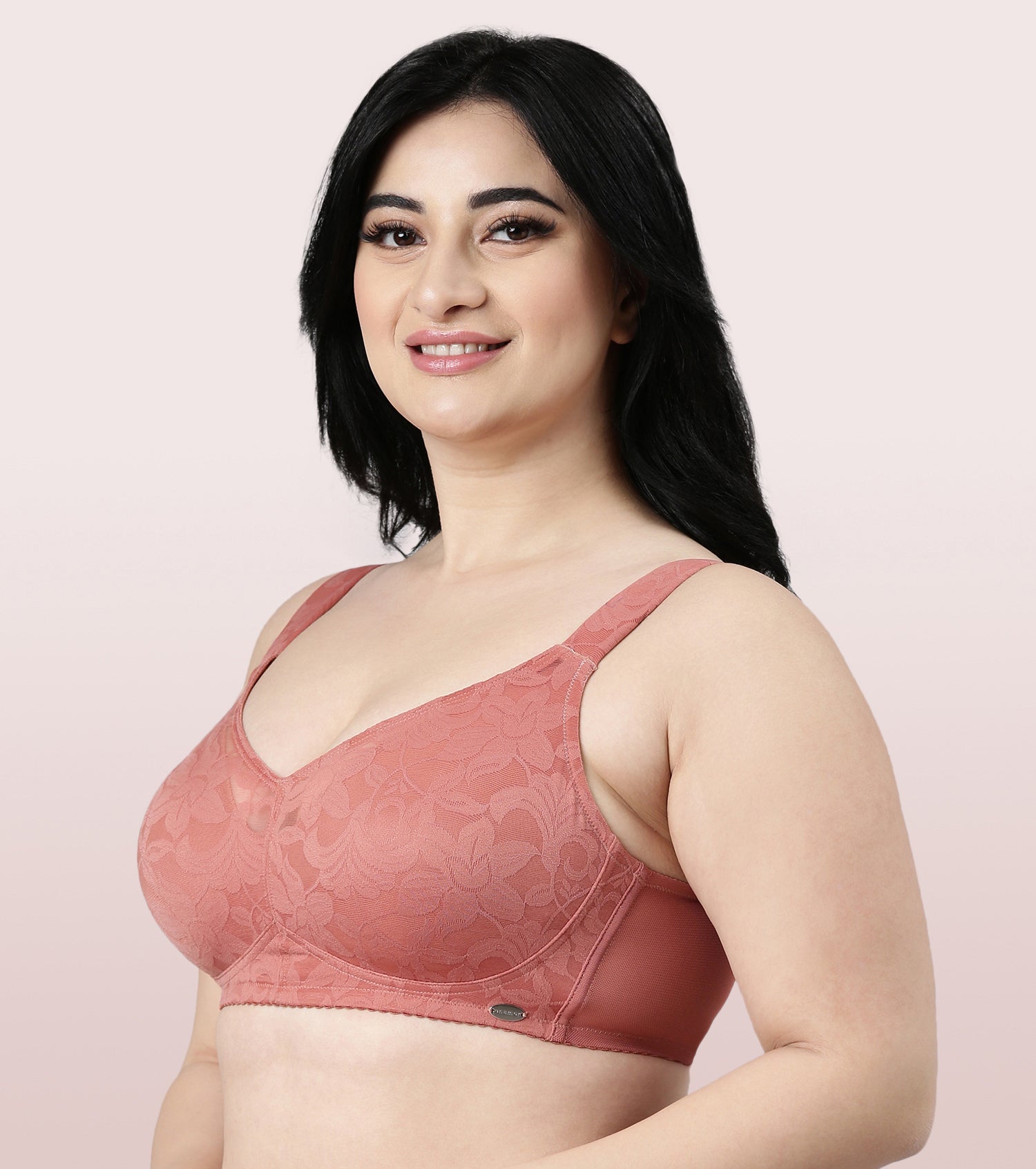 Enamor Super Support Bra With Smooth Curve Lift | F122