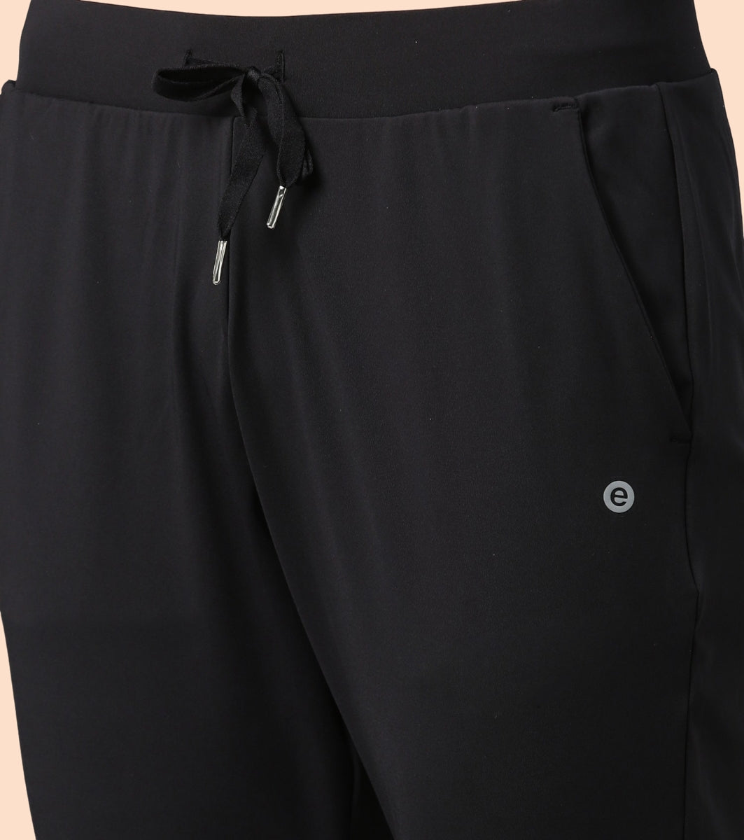 Enamor Mid Rise 7/8th length Drawstring Closure Travel Pants For Women