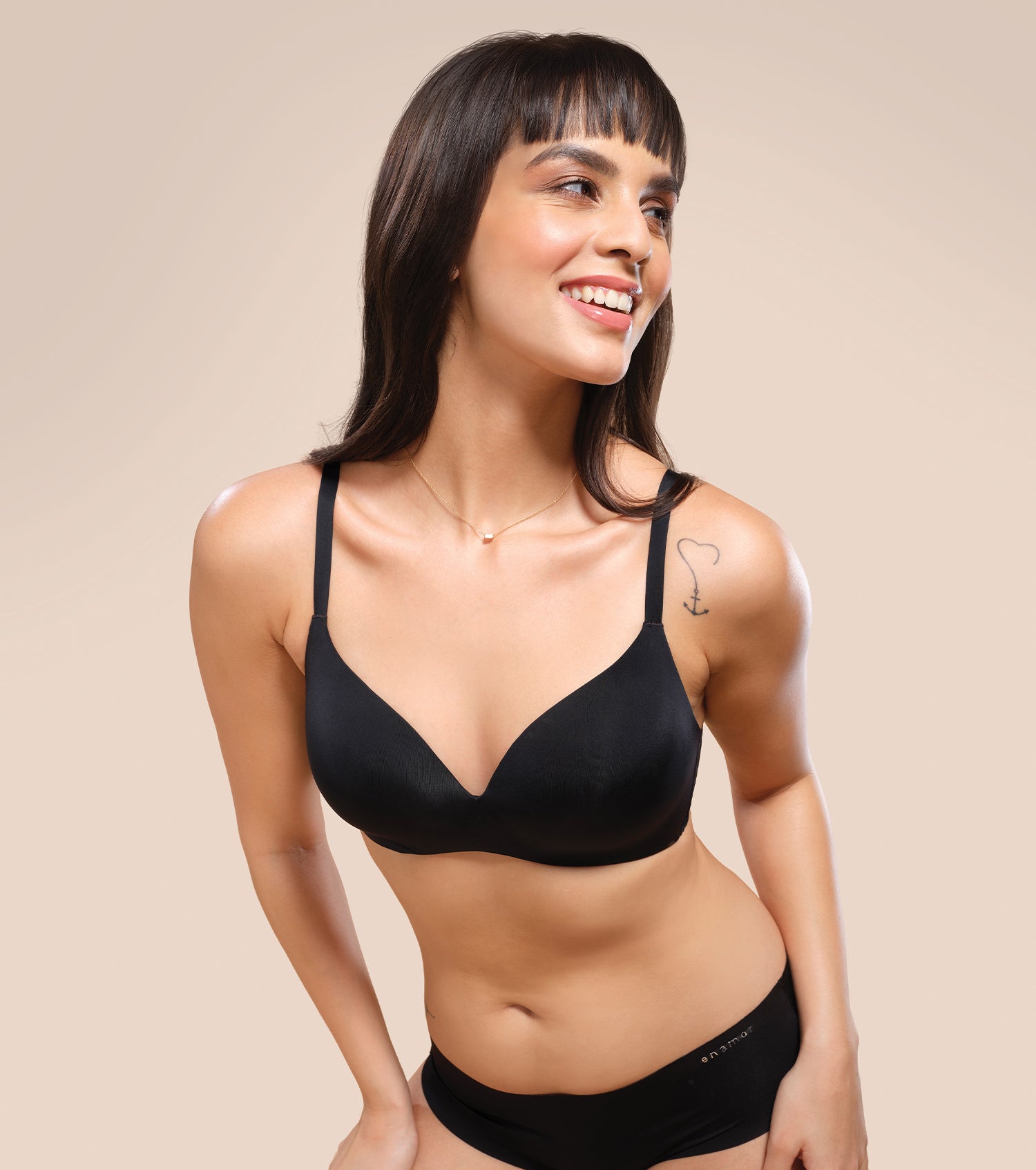 Enamor InvisiBra F084 Seamless Ultra Smoothening with Invisible Edges T-Shirt Bra - Padded Wirefree Medium Coverage - Black