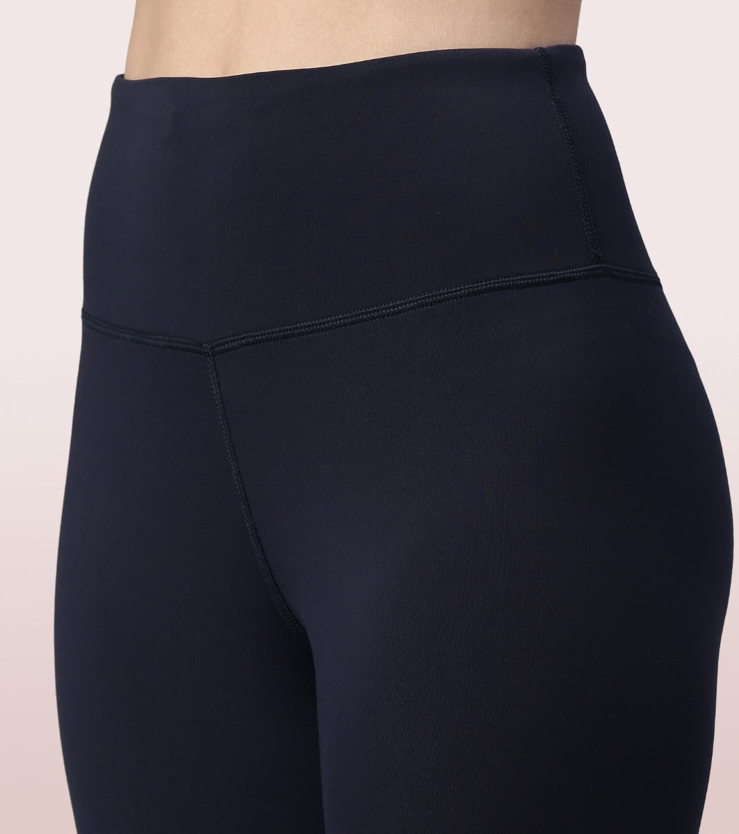 Hugged Legging | Dry Fit Stripe Graphic Print Leggings