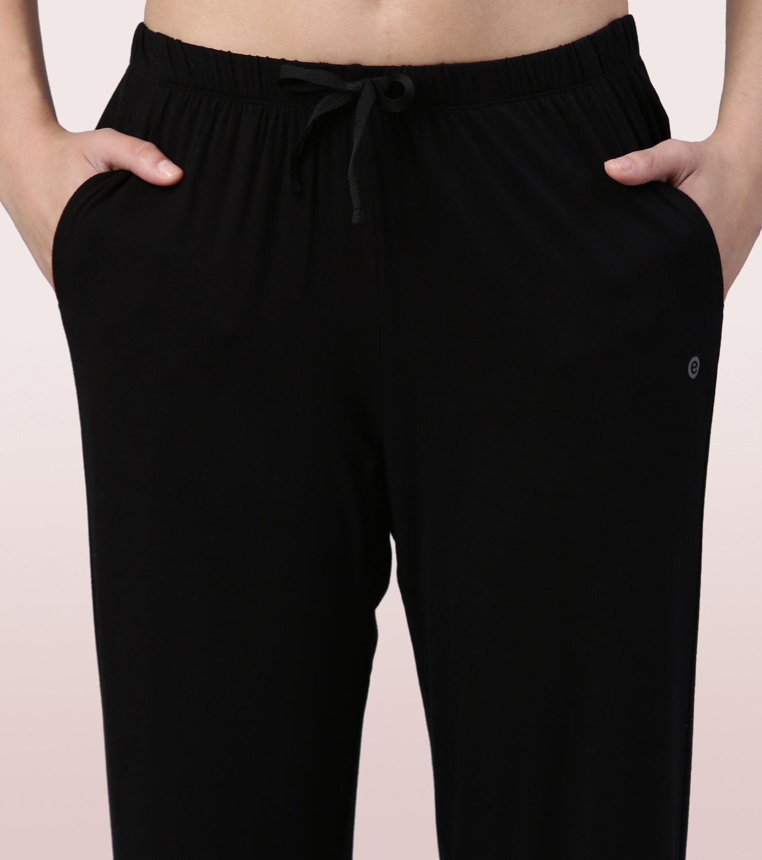 Essentials – E404
BASIC HOME PANT | VISCOSE SPANDES SOLID PULL-ON PANT
RELAXED FIT | MID RISE | REGULAR LENGTH