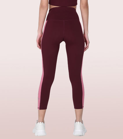 Hugged Leggings III | High Waisted 7/8 Length Dry Fit Sporty Side Stripe Leggings