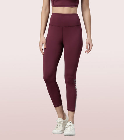 Hugged Legging | Dry Fit Stripe Graphic Print Leggings