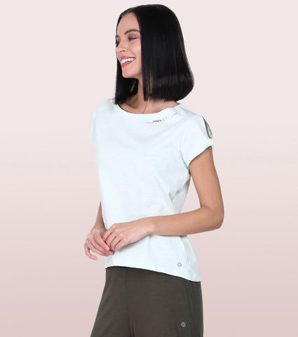 Essentials Twisted Tee