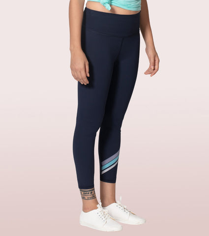 Hugged Legging | Dry Fit Stripe Graphic Print Leggings