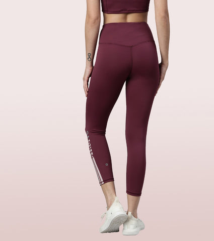 Hugged Legging | Dry Fit Stripe Graphic Print Leggings