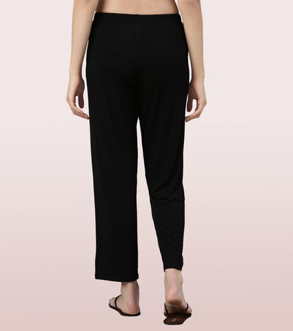 Essentials – E404
BASIC HOME PANT | VISCOSE SPANDES SOLID PULL-ON PANT
RELAXED FIT | MID RISE | REGULAR LENGTH