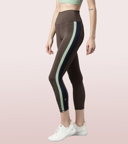 Hugged Legging – Side Stripes | High Waisted Dry Fit Sporty Side Stripe Leggings