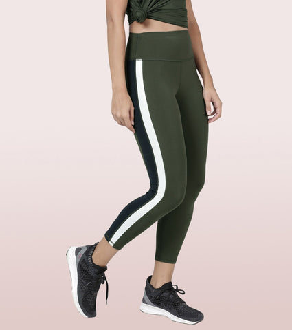 Hugged Leggings III | High Waisted 7/8 Length Dry Fit Sporty Side Stripe Leggings