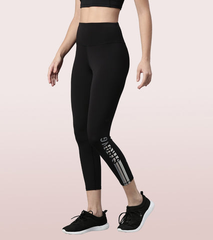 Hugged Legging | Dry Fit Stripe Graphic Print Leggings