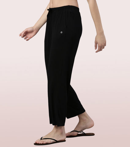 Essentials – E404
BASIC HOME PANT | VISCOSE SPANDES SOLID PULL-ON PANT
RELAXED FIT | MID RISE | REGULAR LENGTH