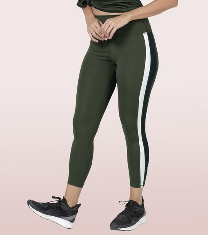 Hugged Leggings III | High Waisted 7/8 Length Dry Fit Sporty Side Stripe Leggings