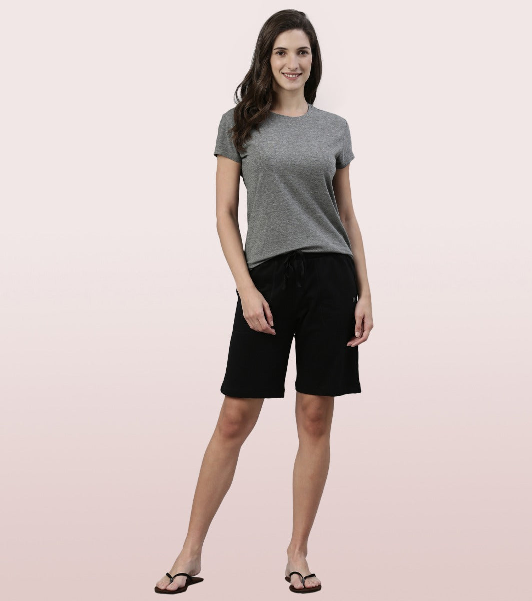 Relax Bermuda | Knee Length Shorts With Adjustable Waistband & Pockets