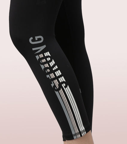 Hugged Legging | Dry Fit Stripe Graphic Print Leggings