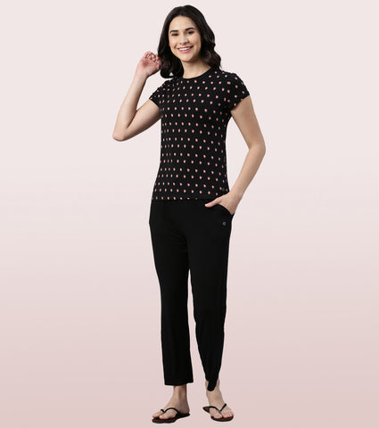 Essentials – E404
BASIC HOME PANT | VISCOSE SPANDES SOLID PULL-ON PANT
RELAXED FIT | MID RISE | REGULAR LENGTH