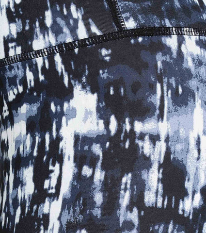 Hugged Leggings | High Waisted 7/8 Dry Fit Printed Leggings