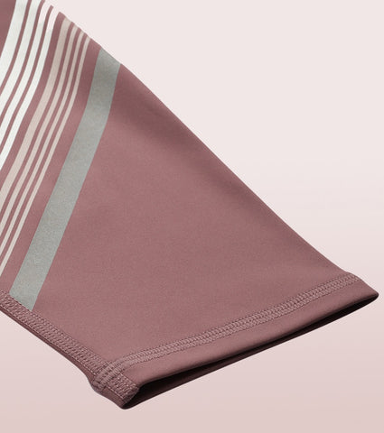 Hugged Legging | Dry Fit Stripe Graphic Print Leggings