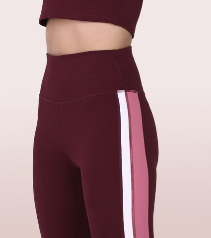 Hugged Leggings III | High Waisted 7/8 Length Dry Fit Sporty Side Stripe Leggings