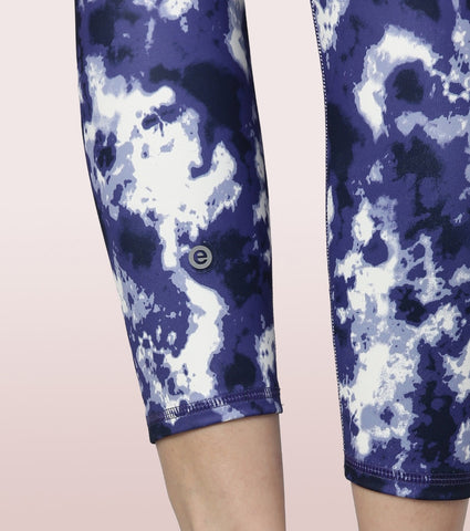 Hugged Leggings | High Waisted 7/8 Dry Fit Printed Leggings