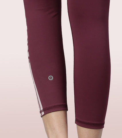Hugged Legging | Dry Fit Stripe Graphic Print Leggings