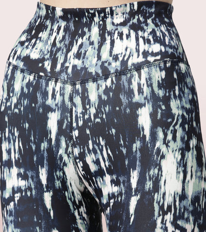 Hugged Leggings | High Waisted 7/8 Dry Fit Printed Leggings