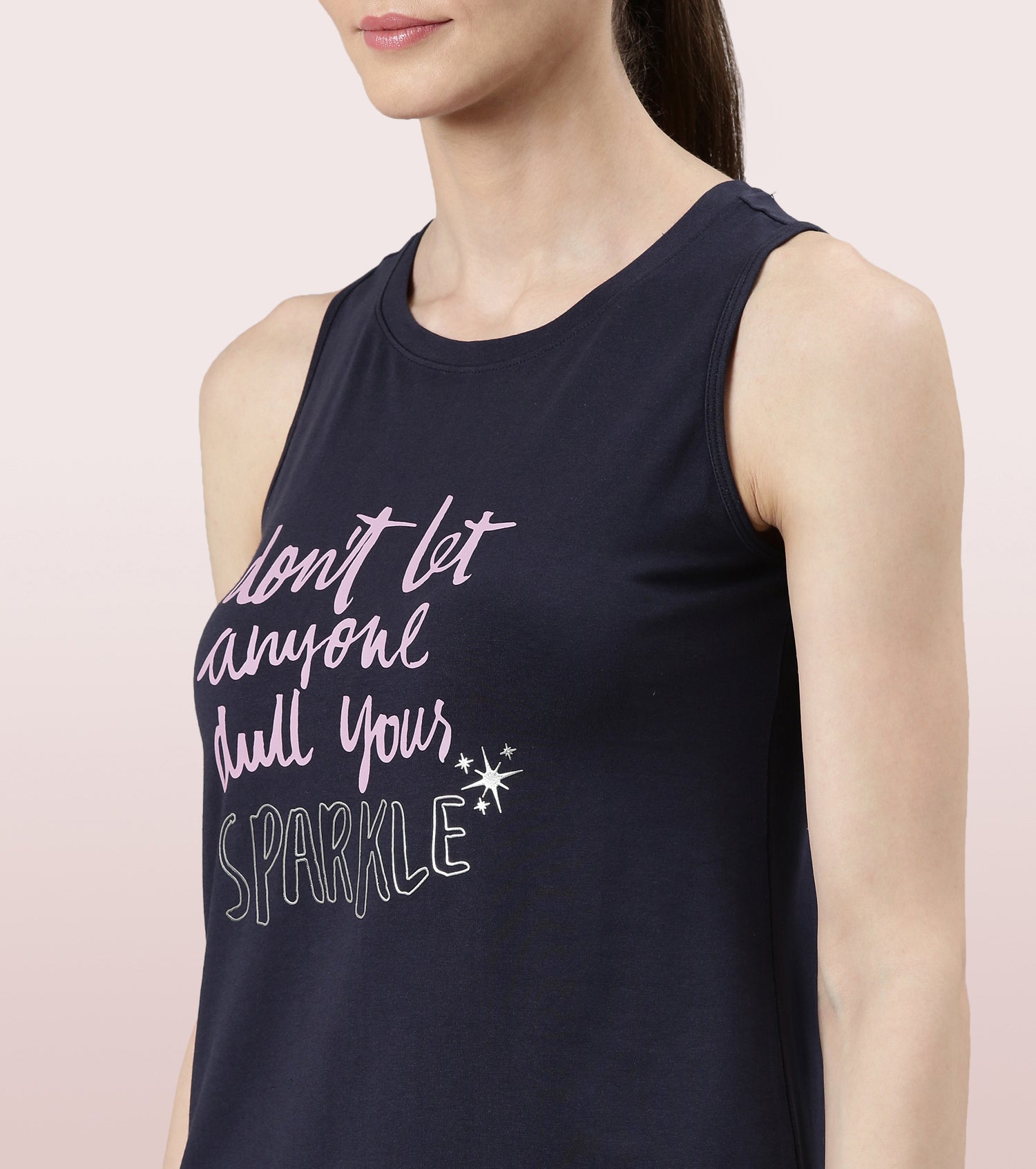 Athleisure- A307
ACTIVE COTTON TANK | ANTI ODOUR COTTON GRAPHIC HIP COVERING LONG LENGTH TANK
RELAXED FIT | LONG LENGTH