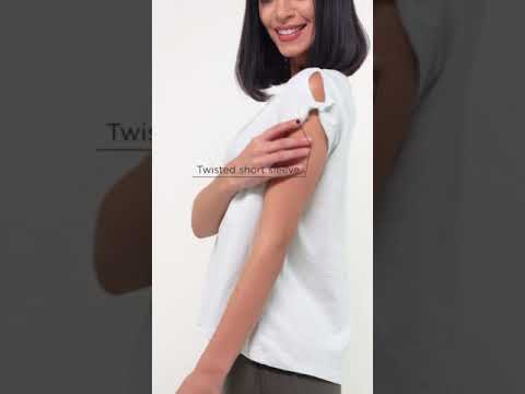 Essentials Twisted Tee
